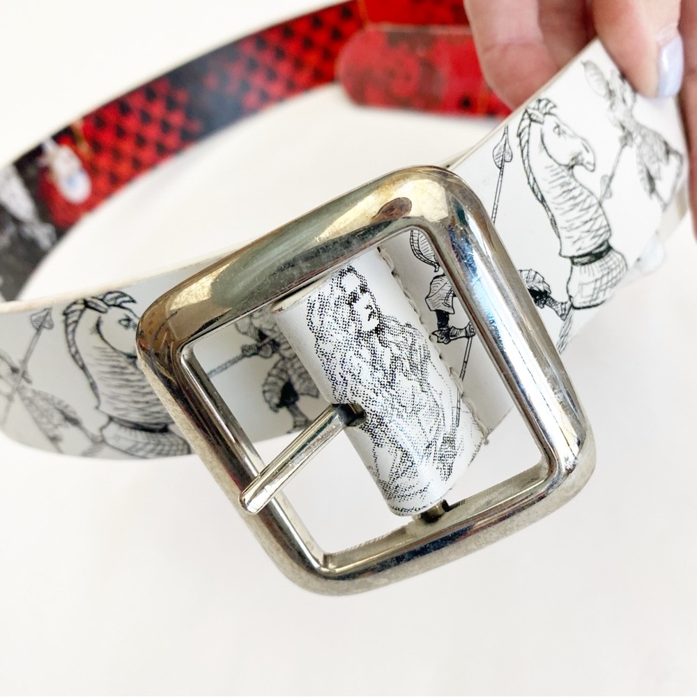 Disney White Queen Alice In Wonderland Reversible Leather Belt - Picture 6 of 13